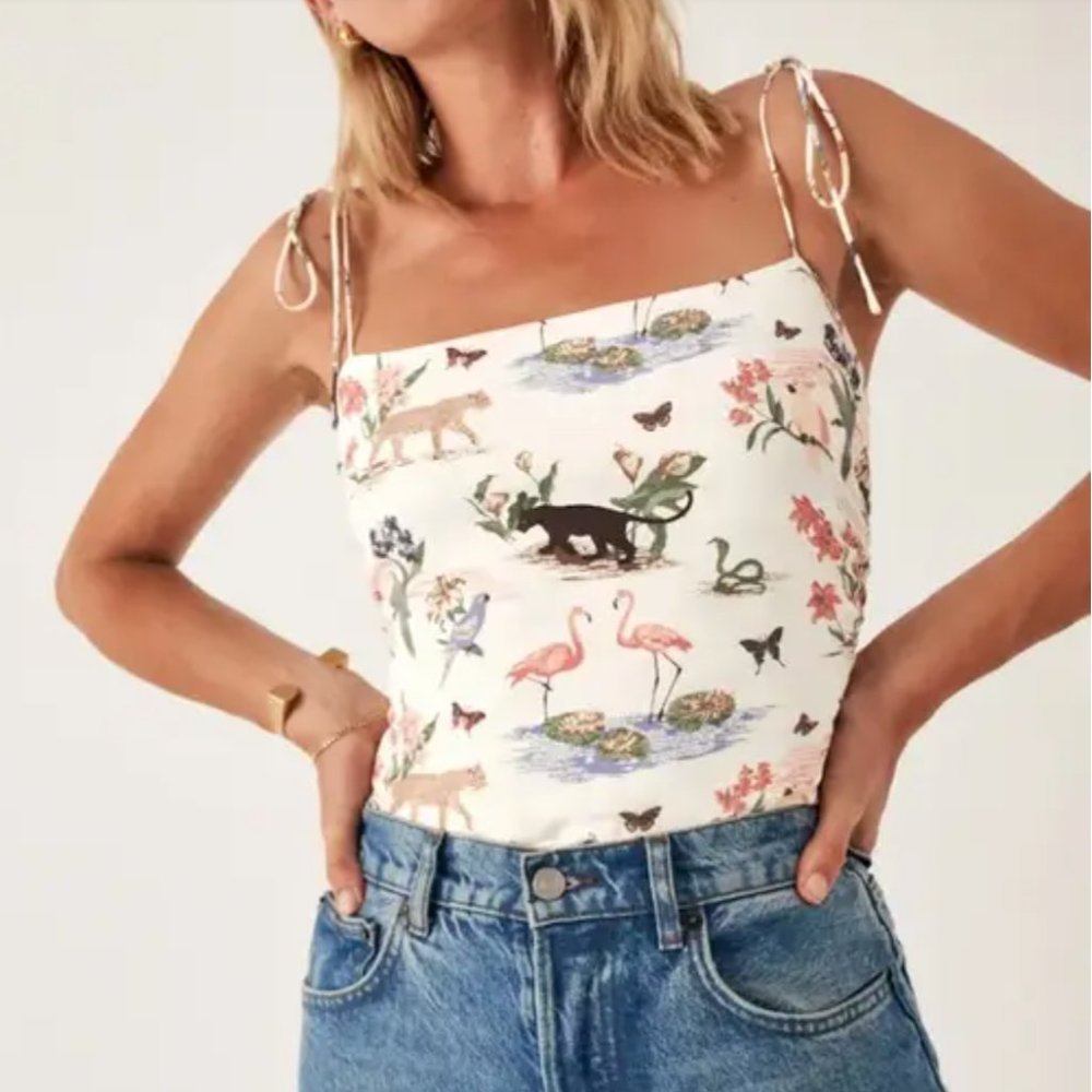 Reformation Lupe Top in Rainforest